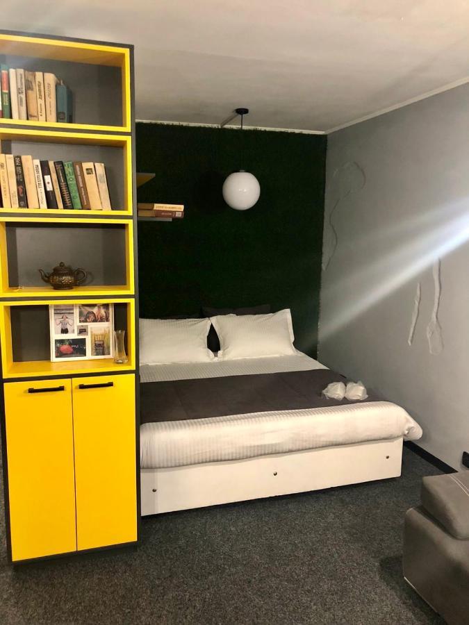 Mini Hotel Vesna ドニプロペトロウシク エクステリア 写真