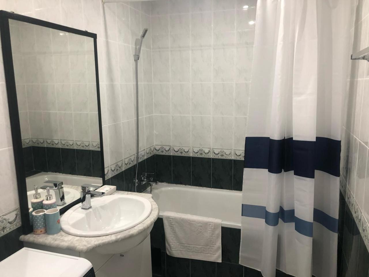 Mini Hotel Vesna ドニプロペトロウシク エクステリア 写真