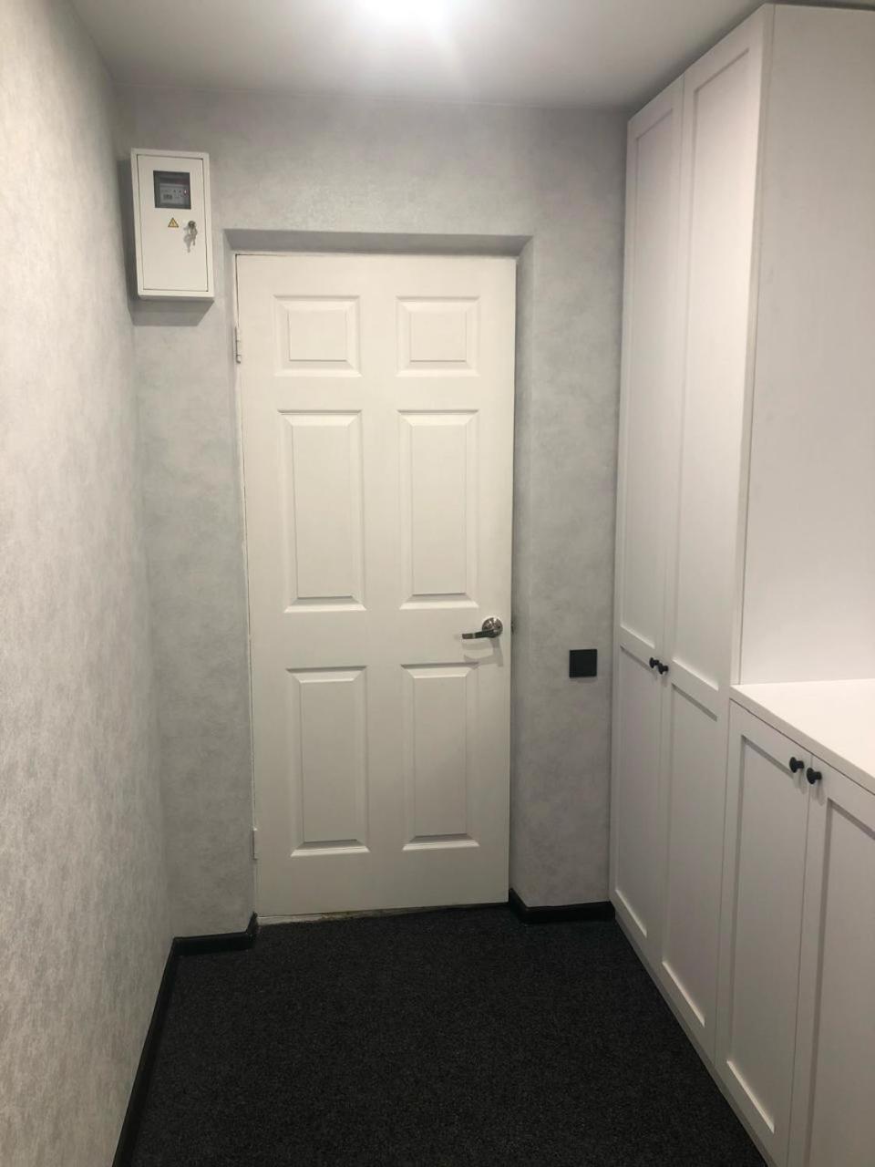 Mini Hotel Vesna ドニプロペトロウシク エクステリア 写真